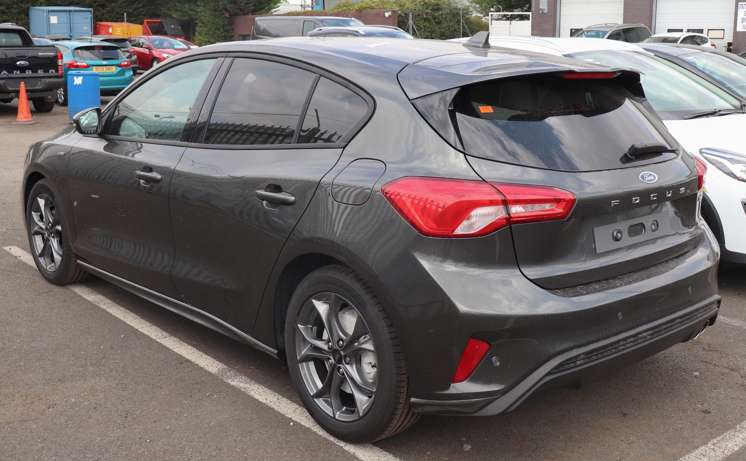2018 Ford Focus ST Line scaled