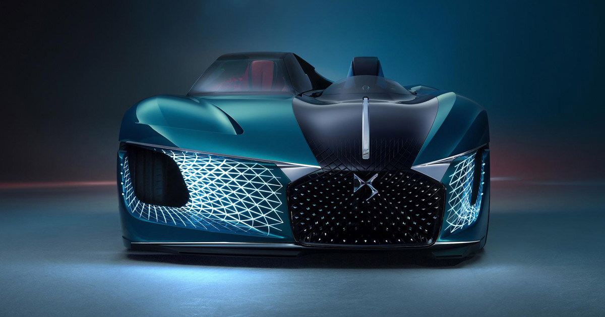 Asymmetric hypercar DS debuts at an exhibition in France