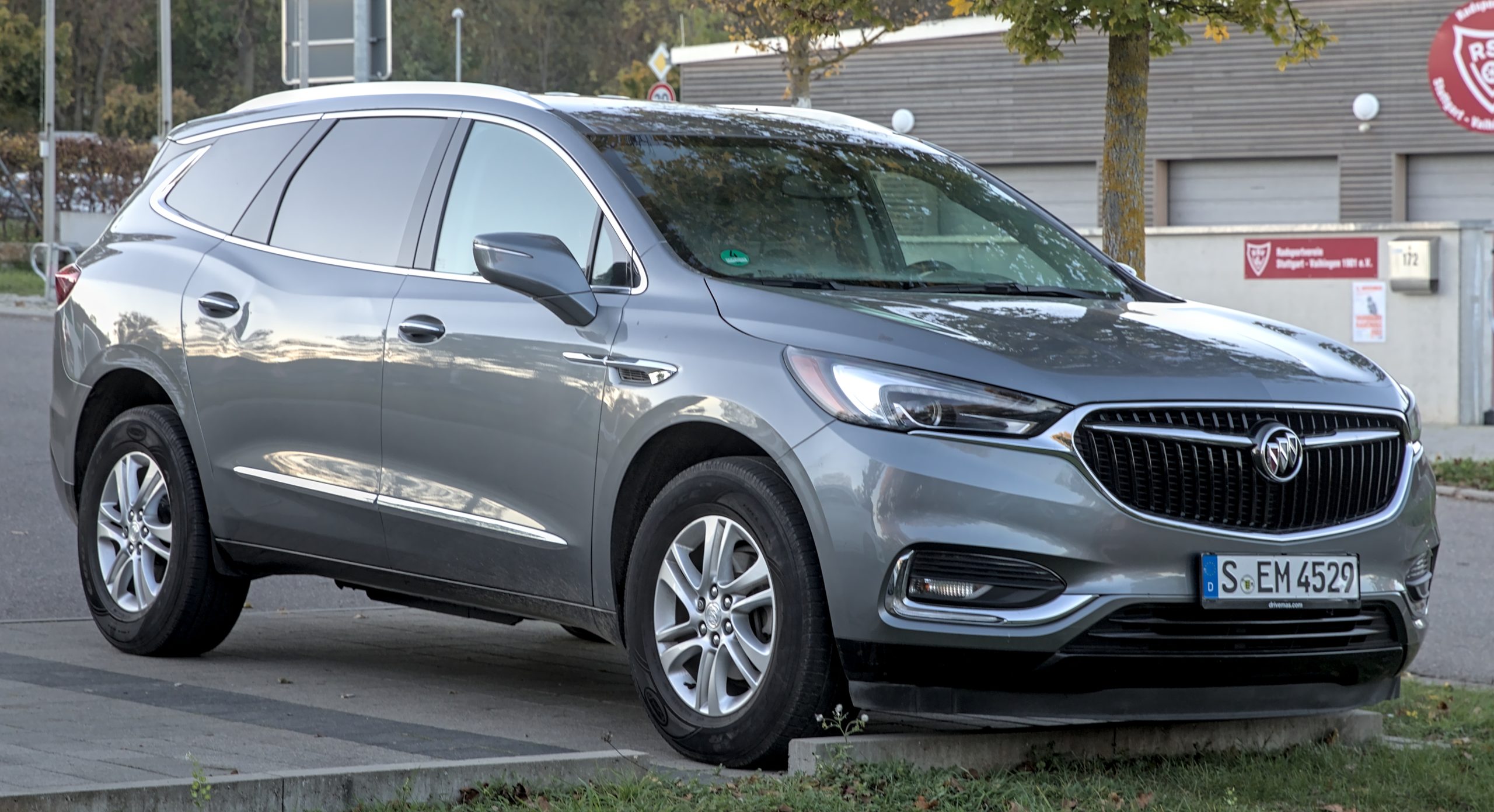 Buick Enclave C1XX scaled